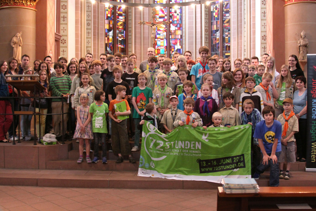 Gruppenbild Danke-Gottesdienst.22.6.13